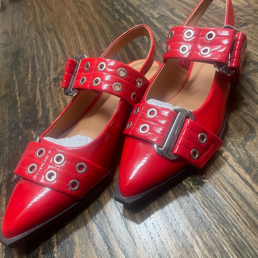 Red Patent Pointed Slingback Flats with Buckle Detail - Picture 2 of 8